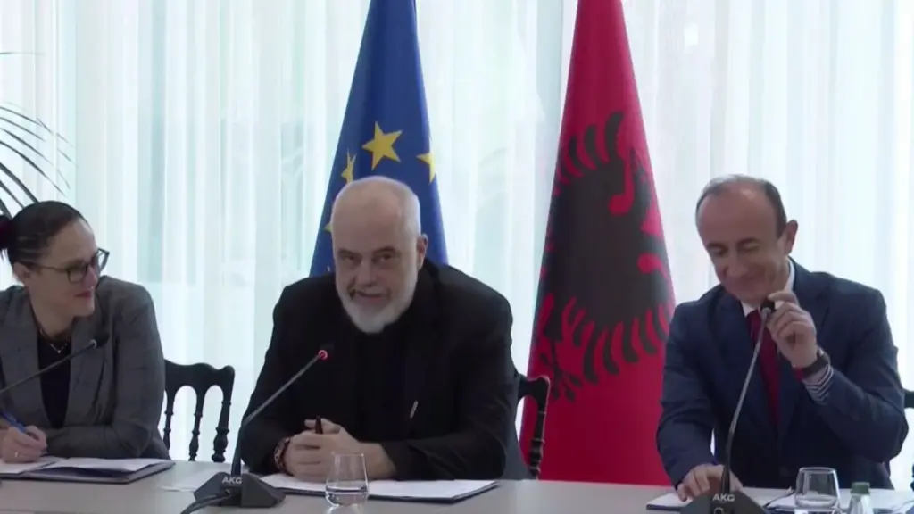  S ka lënë gjë pa më thënë në Parlament  tani të shohim ç do bëjë   Rama prezanton Dashnor Sulën si Kryeinspektor të Përgjithshëm  Ka kualifikimin e duhur