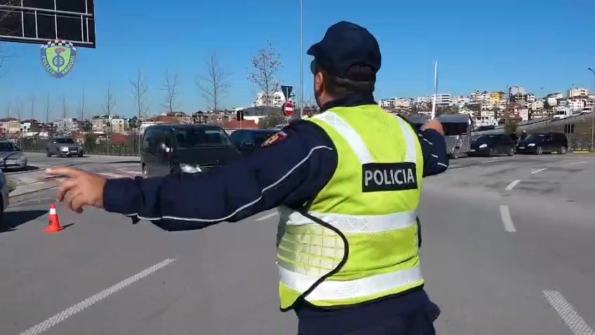 Policia Rrugore apel për drejtuesit e mjeteve  Të verifikojnë dhe të likuidojnë detyrimet e papaguara