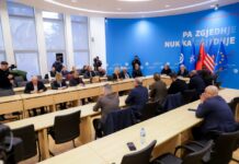 Berisha për bojkotimin e Parlamentit, 8 deputetë kërkojnë të mos lëshohet terren