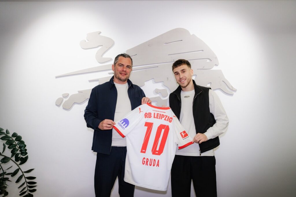 Sylvinho e pret në Kombëtare  Gruda kthehet në Gjermani