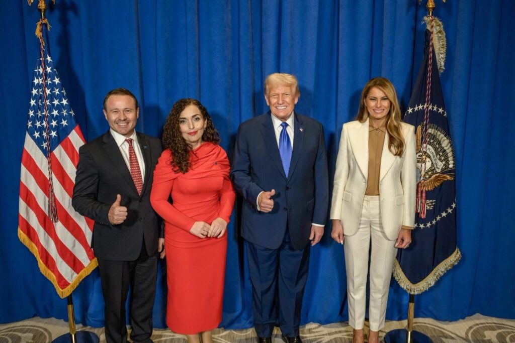 18 vjetori i pavarësisë  Presidenti Trump uron Osmanin  Mbështesim fuqishëm sovranitetin dhe integritetin territorial të Kosovës