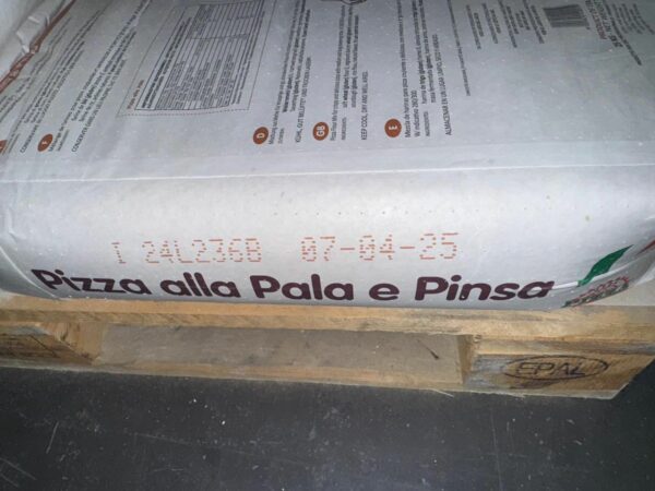 I skaduar që në prillin e kaluar  Dogana e Durrësit bllokon 7 6 ton miell