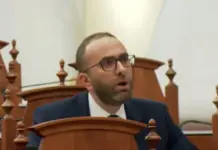 “Mos provokoni opozitën!”, Bardhi nga Kuvendi: Të mbahet seancë urgjente për Ballukun, hiqjani imunitetin! Po mbroni të korruptuarën