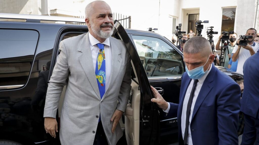 Në prag të 18 vjetorit të Pavarësisë  Rama sot vizitë në Kosovë  Takim me Osmanin e Kurtin