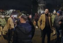 VIDEO/ Salianji bashkohet në protestën e opozitës