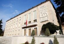 Indeksimi i pagave me 2.5%, cilat janë kategoritë në administratën publike që përfitojnë