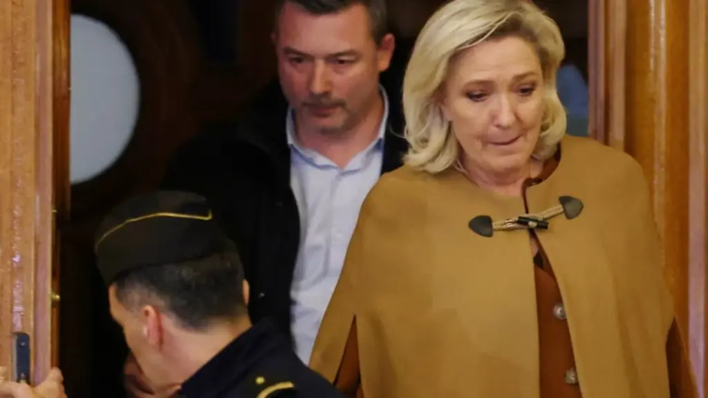 Le Pen në gjyq vendimtar në Paris  rrezikon përjashtimin nga gara presidenciale e 2027 
