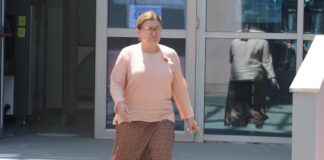 LAJMI I FUNDIT/ Prokuroria e Posaçme kërkon 1 vit e gjysmë burg për kryetaren e Bashkisë Roskovec