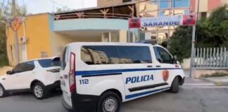 E FUNDIT/ Eksploziv automjetit në Sarandë, shoferi e pikas në ecje