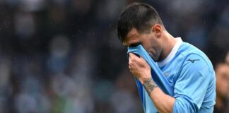 Prapaskenat e bujshme, si “ngeci në derë” Romanjoli për shkak të…