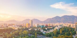 “Wom Travel”: Shqipëria 2026: Destinacioni më “hot” i Evropës, çmime të ulëta dhe rekord turistësh