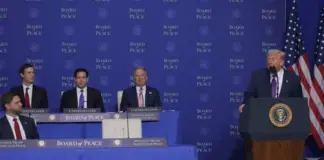 Bordi i Paqes në Uashtington, Trump mesazh Kosovës dhe Serbisë: Nëse nuk shkoni mirë, më merrni në telefon