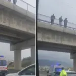 LAJM I FUNDIT/ E rëndë në Tiranë, një person hidhet nga ura në Unazën e Madhe, humb jetën