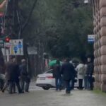 LAJMI I FUNDIT/ E dërguara e SHBA në Tiranë zbarkon në zyrat e KUVENDIT, takim me PELESHIN