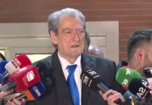 Berisha flet pas tensioneve nga selia e PD, njofton datën e protestës së radhës