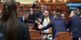 Çuni i Fahriut në rolin e ‘të fortit’