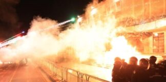 Asgjësimi dhe vetëasgjësimi i opozitës