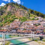 Media çeke: Plazhe kristal, kultura autentike dhe çmime të përballueshme, Shqipëria drejt ‘shpërthimit’ turistik