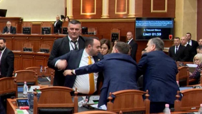 ‘Bëhet fjalë për një numër telefonik në BE’, Taulant Balla: Ndjesë zonjës Vokshi nëse ndihet e fyer