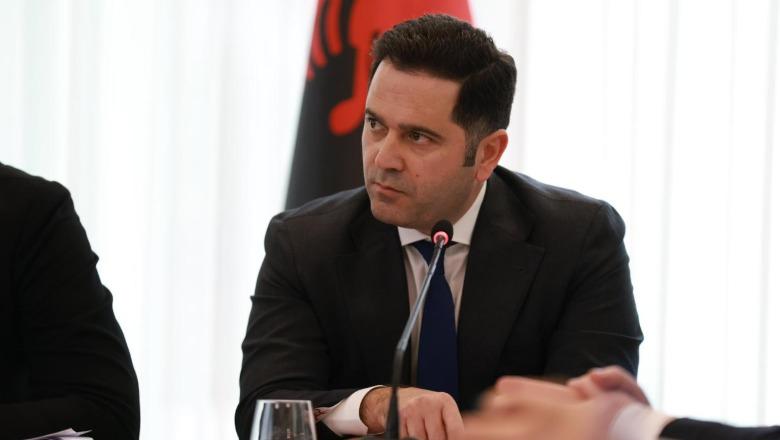 Çmimet e karburanteve  ministri Malaj  Situata po shihet në disa plane  Bordi i Transparencës do të ngrihet në rast abuzimesh