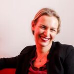 Pse bota nuk gjen qetësi në shekullin XXI?, Lea Ypi për ‘El País’: Dy problemet më të mëdha janë kapitalizmi dhe shteti-komb