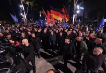 U arrestuan pas përshkallëzimit të tensioneve në protestën e PD-së, Gjykata e Tiranës liron nga burgu 15 protestuesit