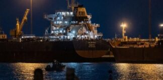 Tarifa për anijet që kalojnë në Ngushticën e Hormuzit, Irani miraton vendimin