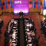 Rama mbledh sot Grupin e PS në pallatin e Kongreseve, në fokus axhenda parlamentare dhe strategjia e komunikimit! Raporton edhe drejtoresha e Kadastrës