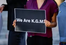 Një vajzë kaloi 16 orë në Instagram brenda një dite, META në gjykim nëse është fajtore ose jo