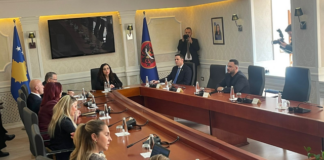 Presidentja Osmani nis takimin me partitë politike, Albin Kurti e bojkoton