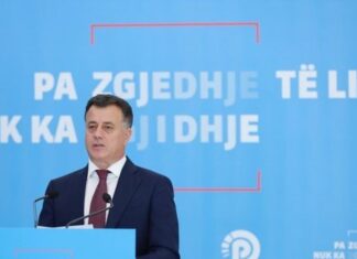 Përjashtimet në PD-në e Durrësit, Flamur Noka: Bashkëpunuan me PS-në dhe morën përfitime personale