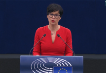 Kë e mendon Marta Kos kur flet për kalin e Trojës?