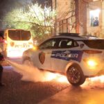 Dy efektivë të “Shqiponjave” të lënduar nga molotovët, dërgohen në Spitalin Ushtarak