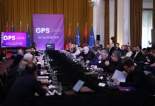 Mbledhja e grupit parlamentar socialist, kryeministri Rama: Në fokus reforma në kadastër dhe ajo territoriale