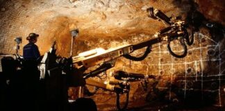 Vizita në Tiranë e ambasdores së SHBA në Athinë, Kathimerini: Marrëveshje investimi greko-amerikan në Bilisht