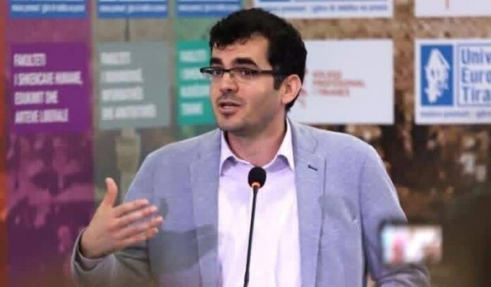 -800-0-1774092946ximg-3198-836