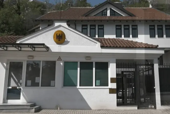 -800-0-1774256359ximg-3238-355