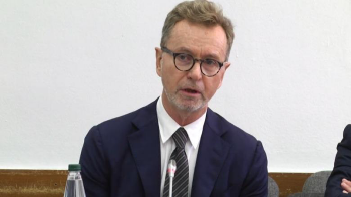 -800-0-1774436087ximg-3356-774