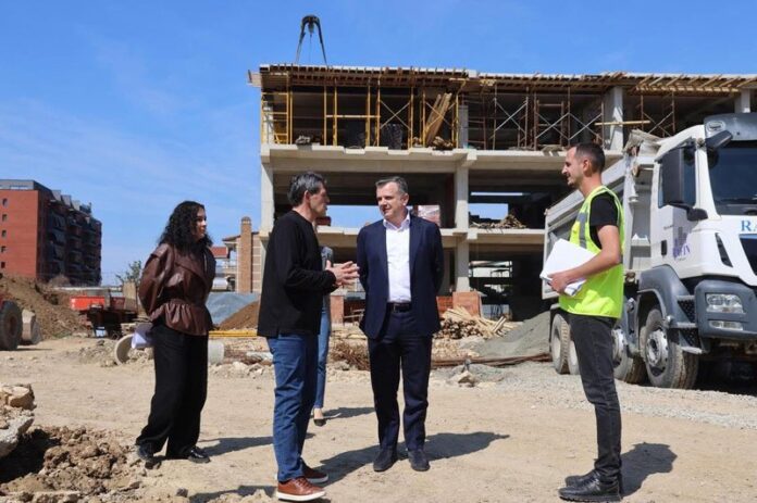 -800-0-1774520752xballa-kamez-216