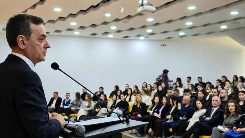 Sokol Sadushi  Drejtësia përballë polarizimit  pavarësia  përgjegjshmëria dhe besimi publik