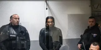 Dalin fotot e vrasësit Saraiva në gjykatë, Daily Mail: U paguan 1 milion euro për vrasje e Ardian Nikulajt