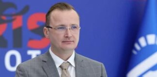 Anëtari i Këshillit Kombëtar të PD, Lisandër Hoxha thirrje Berishës: Fakto publikisht akuzat ndaj Ervin Salianjit