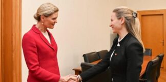 Ismaili dhe VanHorn diskutojnë për drejtësinë dhe luftën kundër korrupsionit në Tiranë