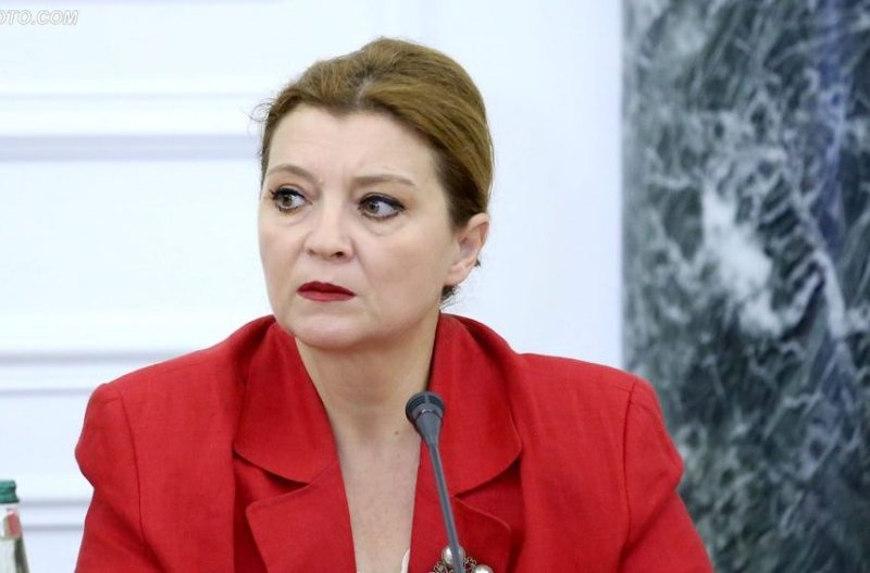 Djegia e ish  vilës së Enver Hoxhës  zyrtarja e PD kërcënon Ramën  Do ketë fundin e Ajatollahut të Iranit