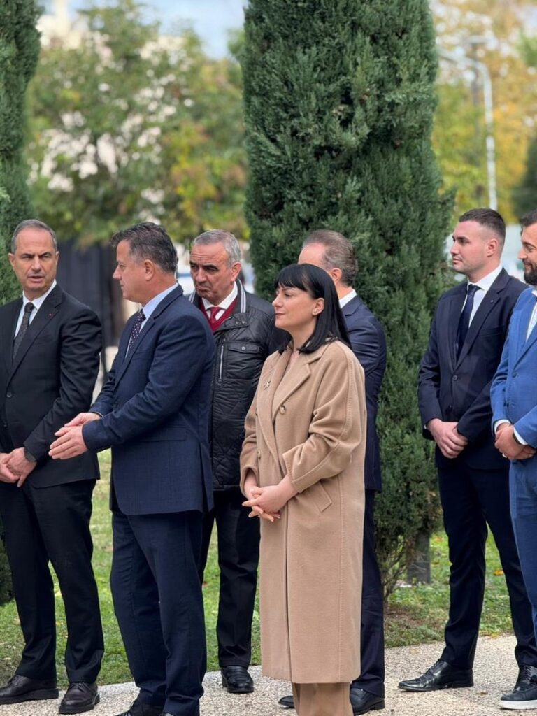 Era femër më në fund  edhe në PD