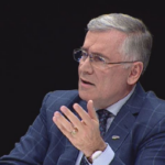 Feja dhe arsyeja në sferën publike