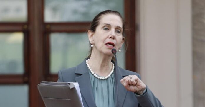 -800-0-e896553d753b7f630e40af188c31fd43