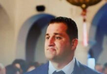 PD i përjashtoi, Arlind Boshku i përgjigjet Flamur Nokës: Ndërsa ju jetoni në luks të shfrenuar, demokratët vetëm varfërohen