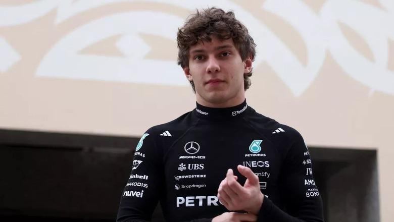  Pole  i dytë radhazi  talenti Antonelli  Kam flutura në stomak  tani vëmendja te gara