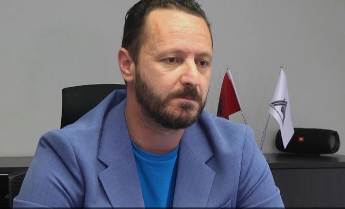 Gjykata Kushtetuese rrëzon kërkesën e Ervis Berberit  mbetet në qeli ish kreu i ARRSH